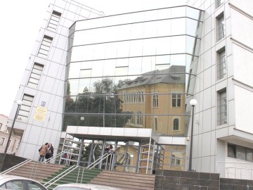 Curtea de Apel închiriează două spaţii